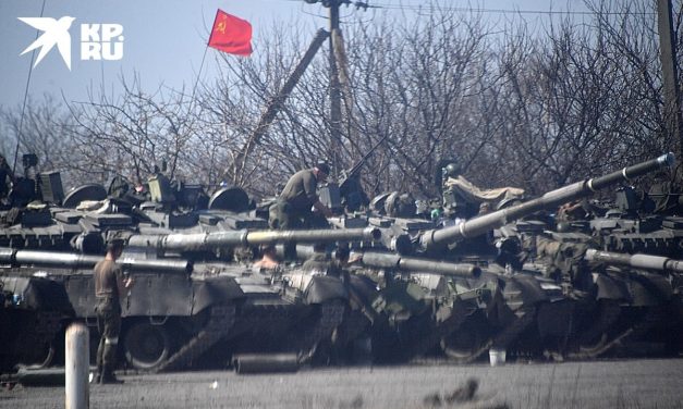 Carri armati T-80BV a Mariupol
