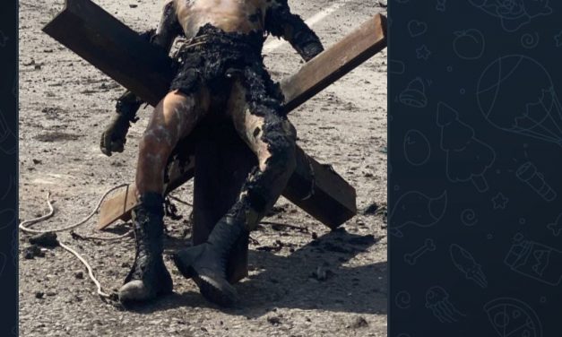 Crimini di Guerra, Prigioniero russo legato e bruciato vivo