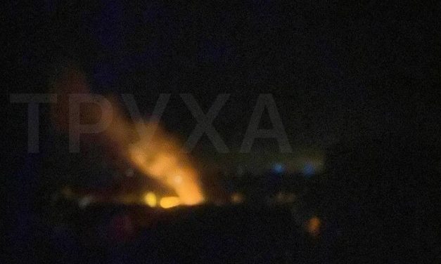 Nella notte Fuoco dopo una potente esplosione a Kharkiv