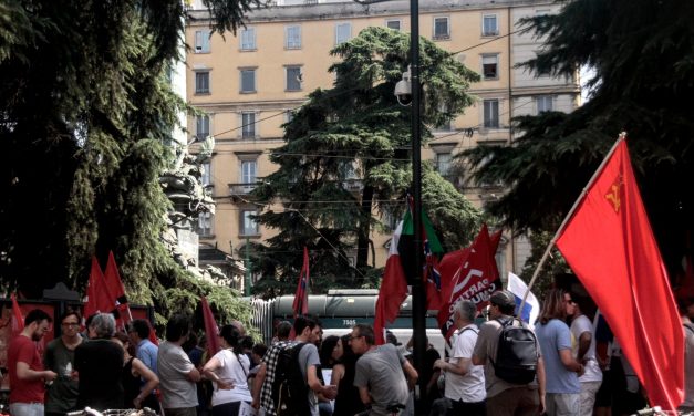 Manifestazione a Milano contro la NATO